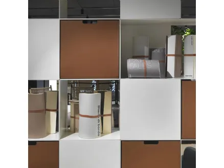 Flexform leather box container.