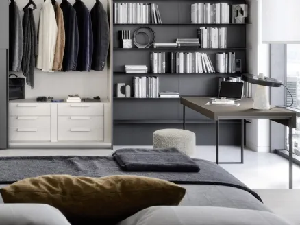 Folding desk by Novamobili