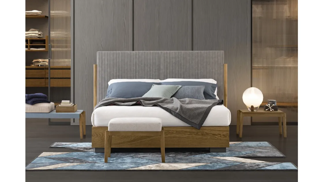 Gimmi wooden coffee table by Oggioni.