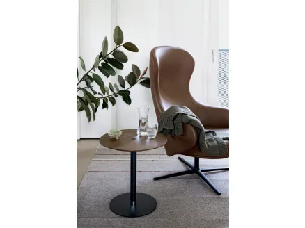 Round PTB coffee table by Kristalia