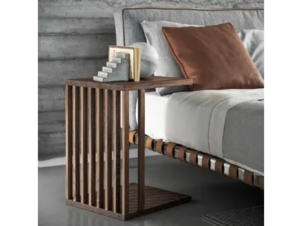 Vienna solid wood coffee table by Flexform