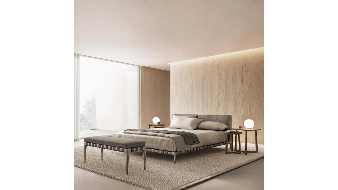 Gregory fabric bed by Flexform