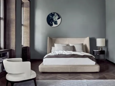 Flexform's Midnight bed in upholstered fabric.