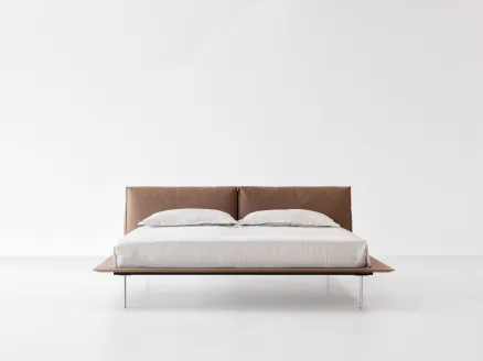 Leather Upholstered Vogue Bed by Cierre.