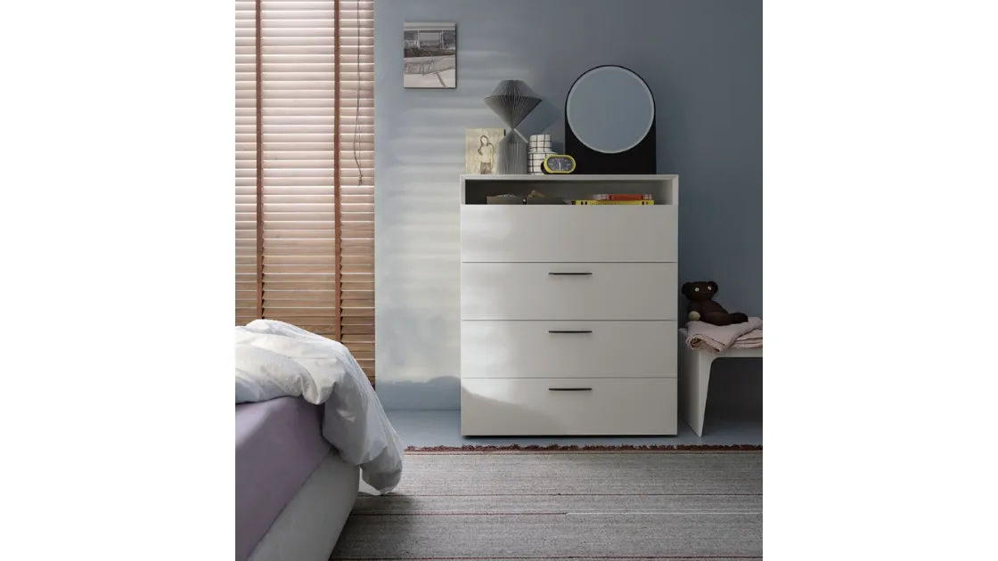 Avenue Night chest of drawers by Kristalia