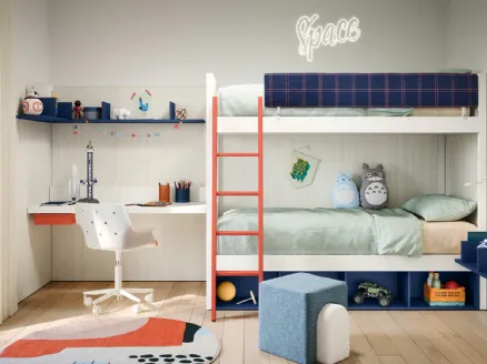 Bedroom with Camelot bunk beds by Nidi.