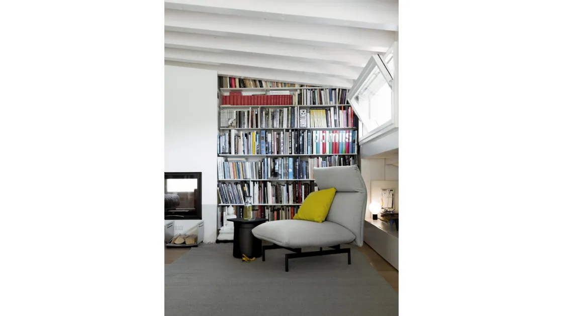 Dot Library by Kristalia