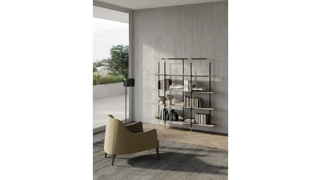 Freestanding Kevin bookcase with black sablé metal structure and satin gold metal details, and shelves made of porcelain stoneware with marble effect by Frigerio.