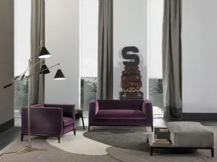 Purple velvet Taylor Junior sofa by Frigerio.