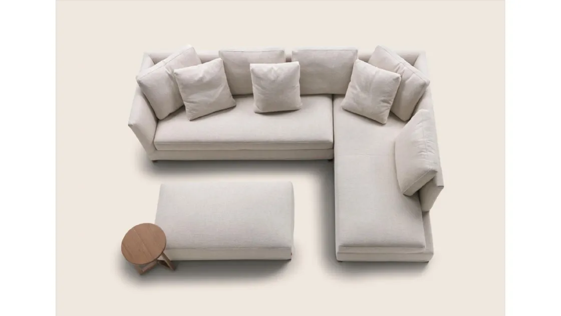 Corner sofa Victor by Flexform.