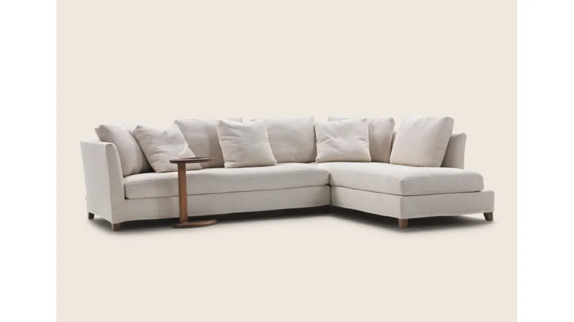 Corner sofa Victor by Flexform.