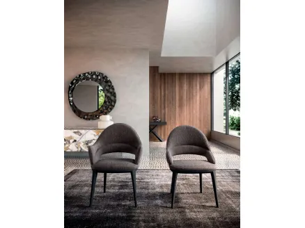 Chair with or without armrests in upholstered fabric with solid wood base Baia di Ozzio