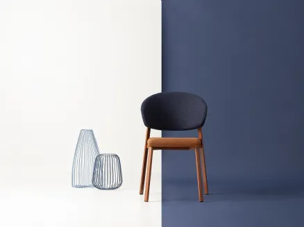 Beba Curvy Chair by Pointhouse