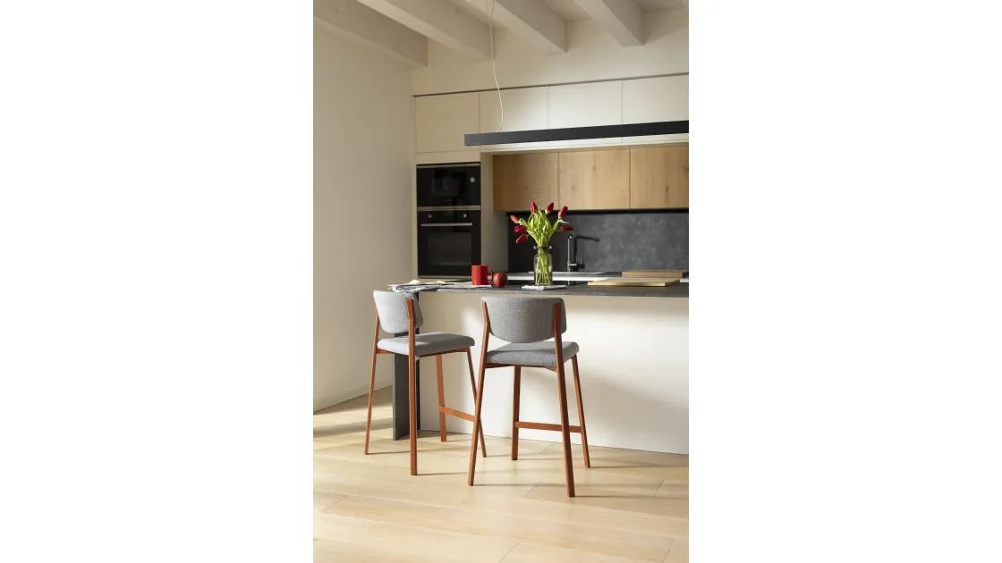 Beba Soft stool by Pointhouse.