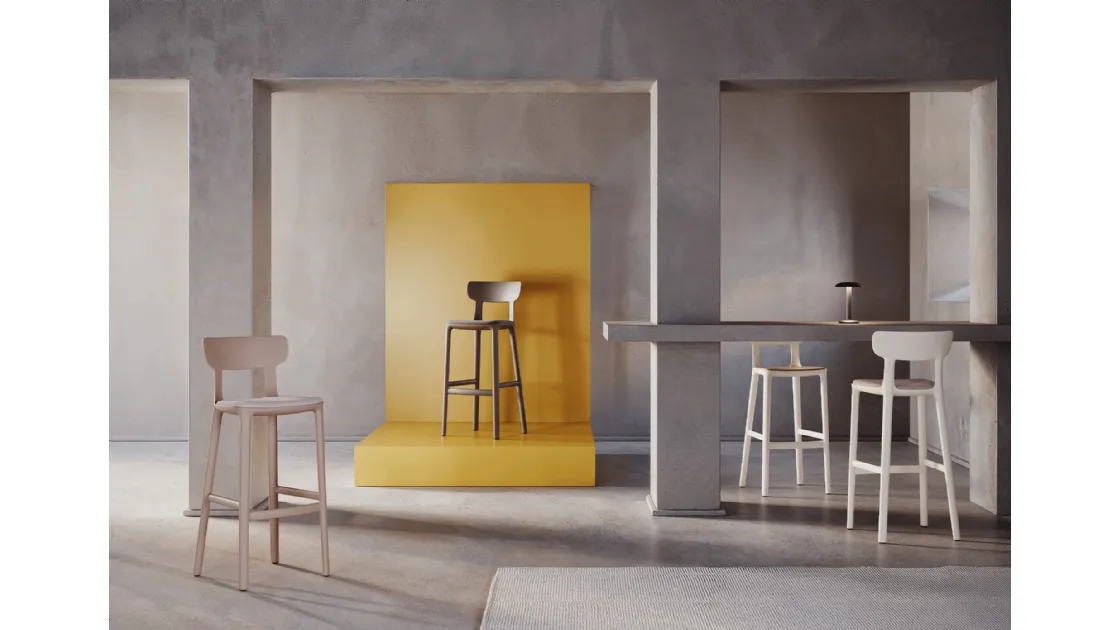 Canova stool by Infiniti