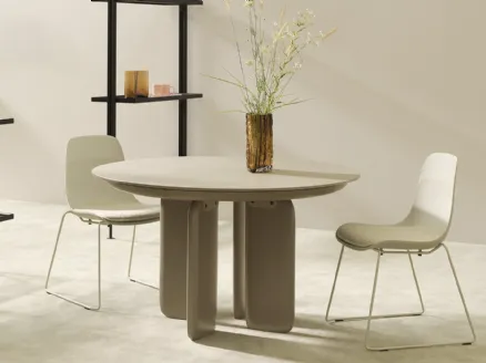 Elephantino chair by Kristalia