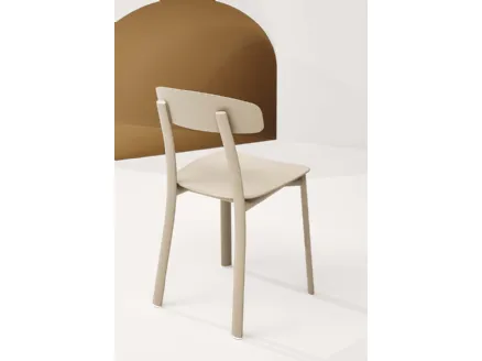 Feluca Pop chair in polypropylene and steel by Infiniti.
