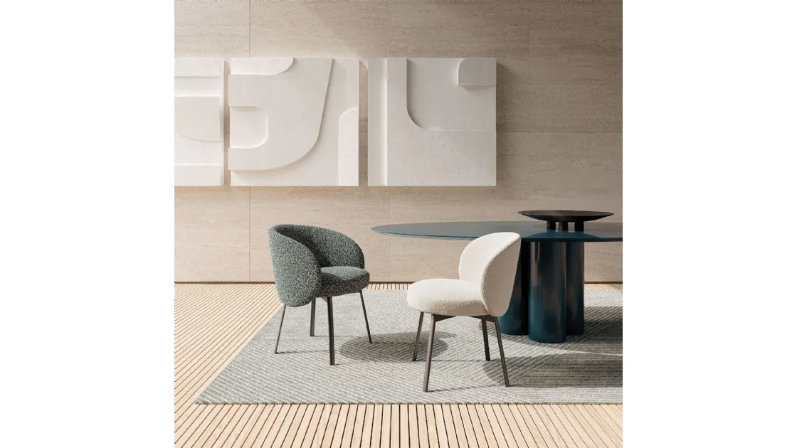 Hug chair in padded fabric by Frigerio