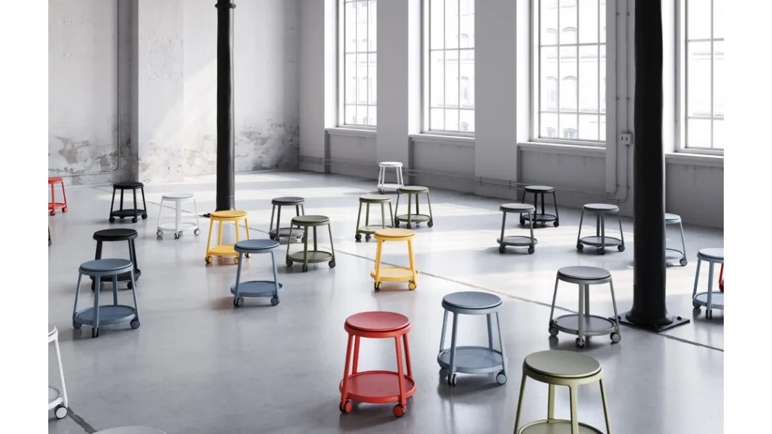 Round&Roll Stool by Infiniti
