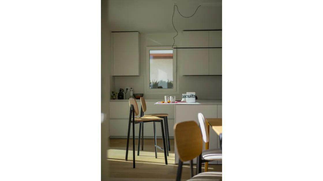 Tata6 Stool by Pointhouse