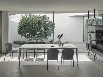Extendable Duke table in SuperMarmo by Bontempi