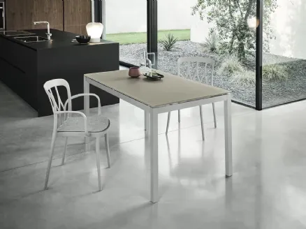 Extendable glass Mago table from Bontempi