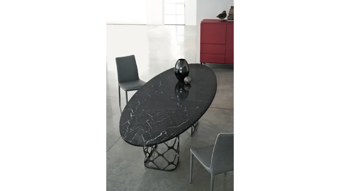Majesty Table in Natural Marble by Bontempi