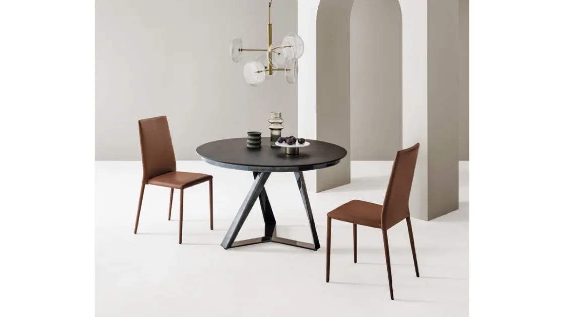 Extendable round Millennium table by Bontempi.