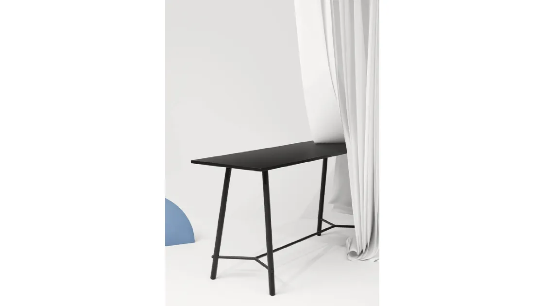 Infiniti's Record Meeting Table