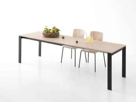 Expandable Simple Table by Pointhouse