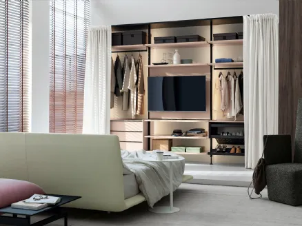 Novel Wardrobe + Telon by Kristalia