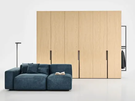 Unika wardrobe in Novamobili wood.