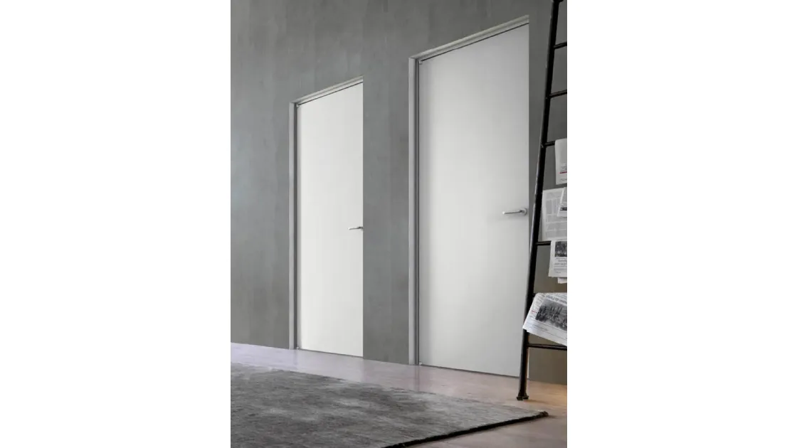 Gea internal hinged door with Doal door jamb.