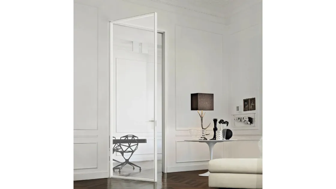Interior glass door with aluminum frame Just Swing with Doal jamb.
