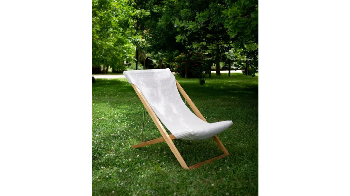 Cosette lounge chair in fabric and teak by Unopiu