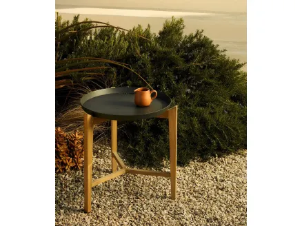 Fresbee coffee table in aluminum and teak by Unopiu.