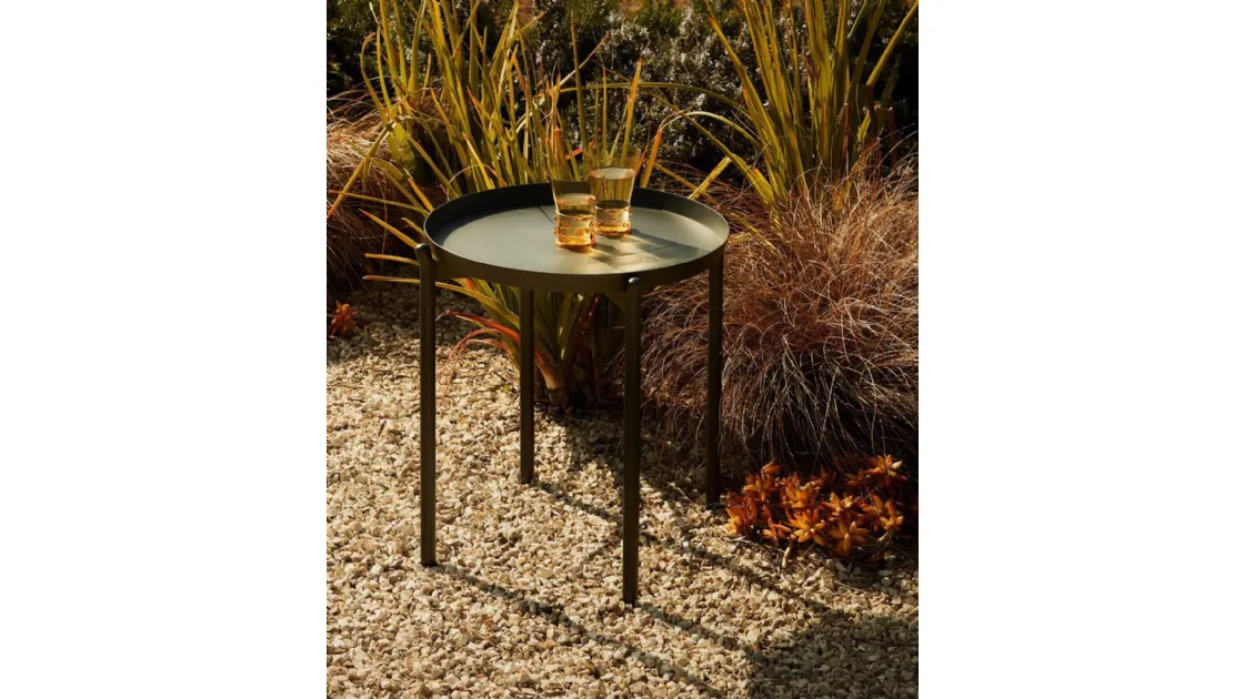 Small aluminum Fresbee table by Unopiu