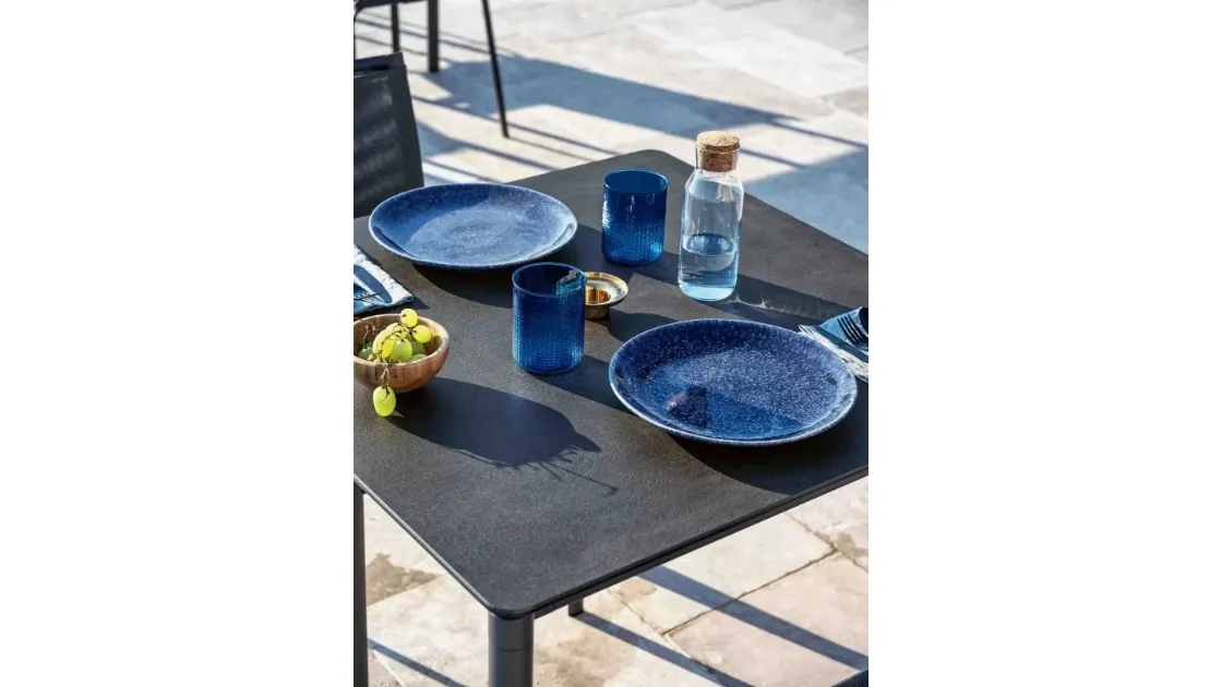 Moon Low Outdoor Garden Table by Bontempi