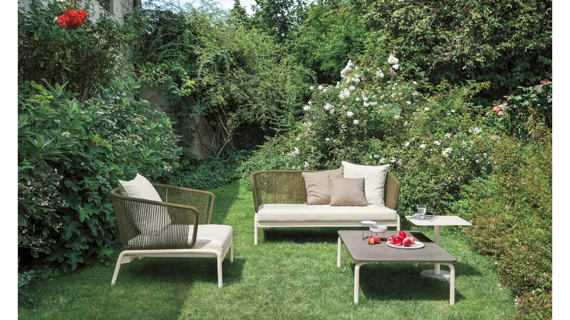 Outdoor fabric furniture with stone Spool table by Roda